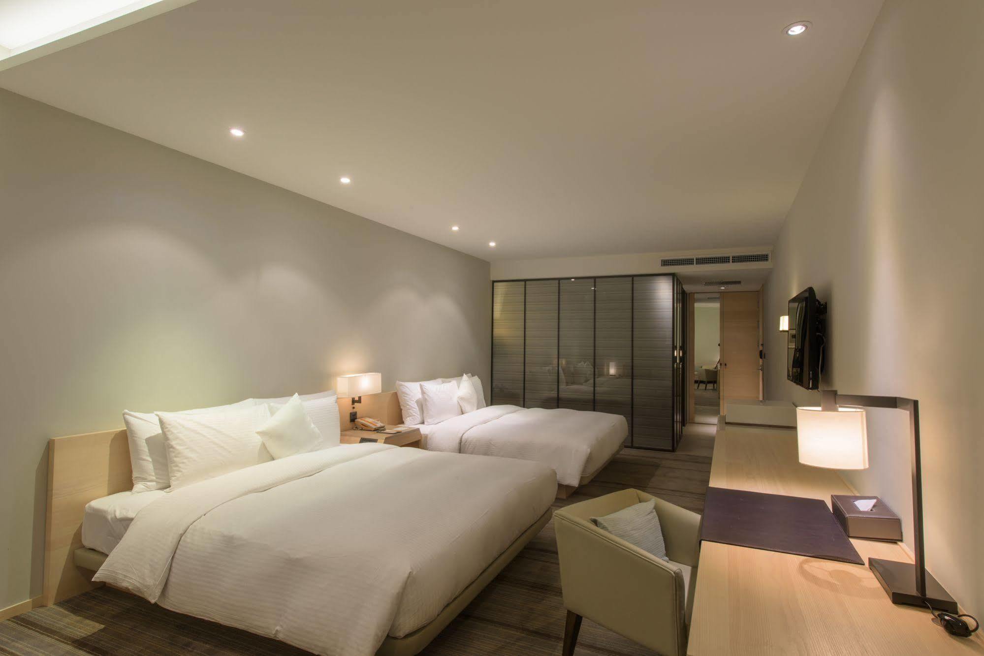 Hotel Cozzi Zhongshan Kaohsiung Eksteriør bilde