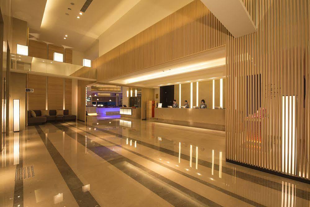 Hotel Cozzi Zhongshan Kaohsiung Eksteriør bilde